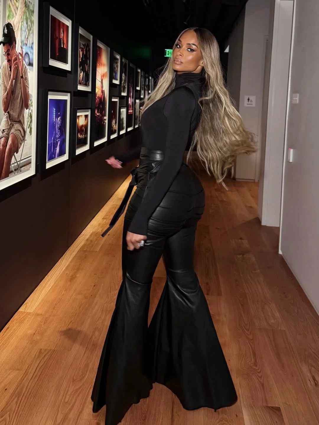 Ciara, 40 picture 4 of 4