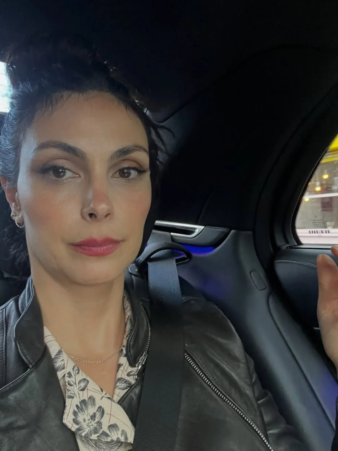 Morena Baccarin, 46 picture 1 of 2