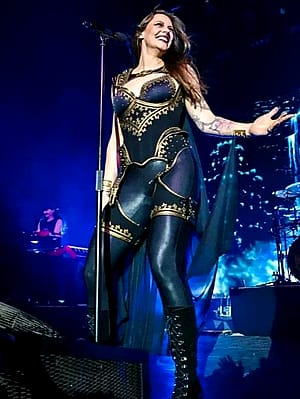 Floor Jansen, 45'