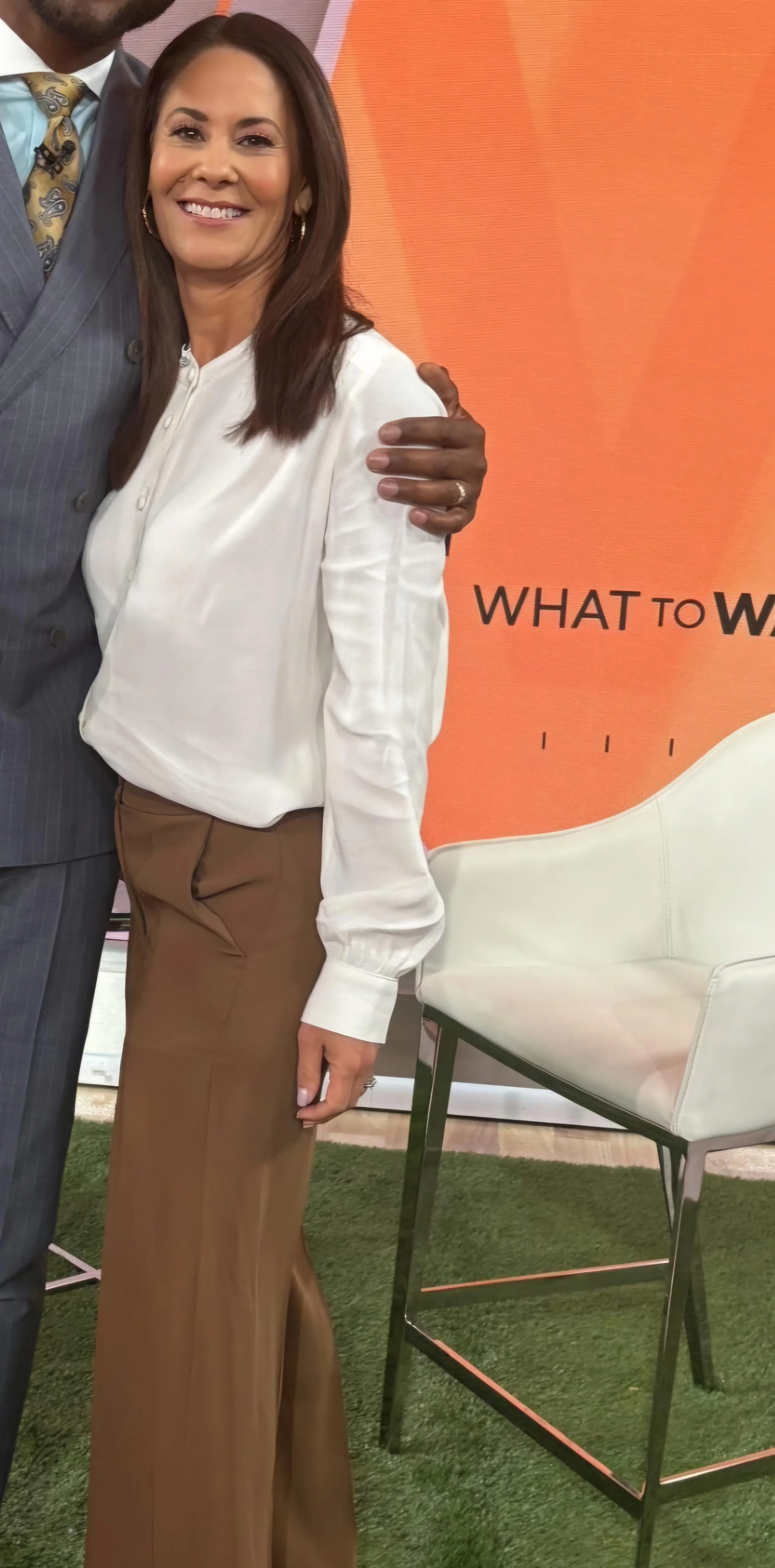 Tracy Wolfson, 49 picture 1 of 6