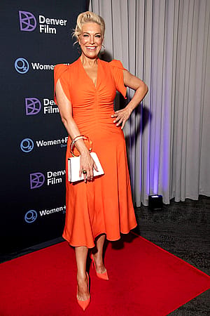 Hannah Waddingham, 49'