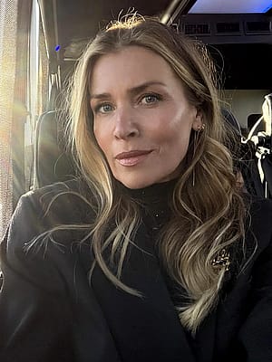 Daniela Pestova, 55'