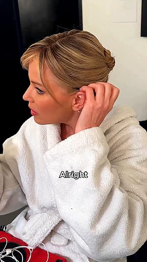 Elizabeth Banks, 52'