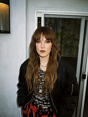 Lzzy Hale, 42'