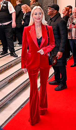 Denise Van Outen, 51'