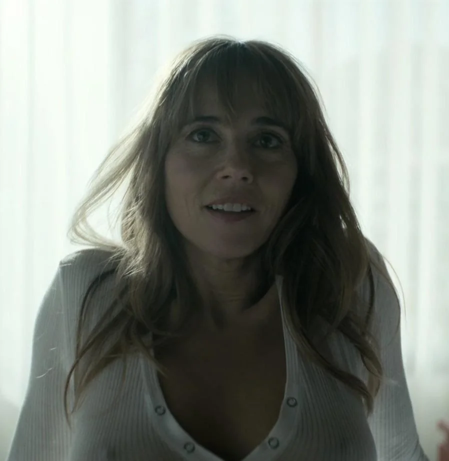 Linda Cardellini, 50 picture 1 of 1