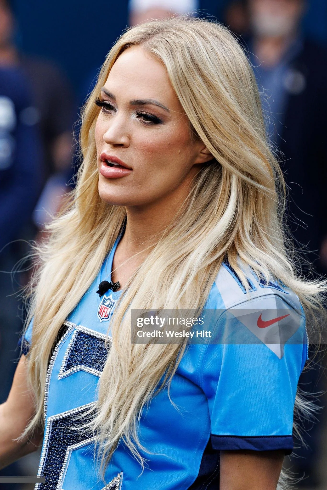 Carrie Underwood, 41 picture 3 of 3