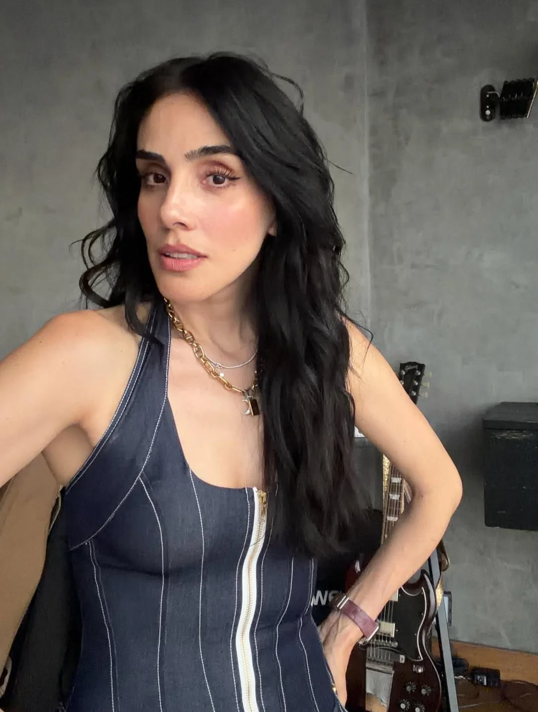 Sandra Echeverría, 41 picture 2 of 2