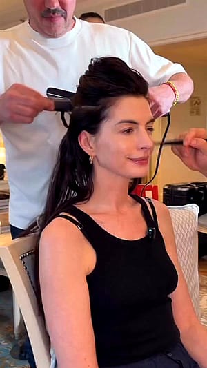 Anne Hathaway, 43'
