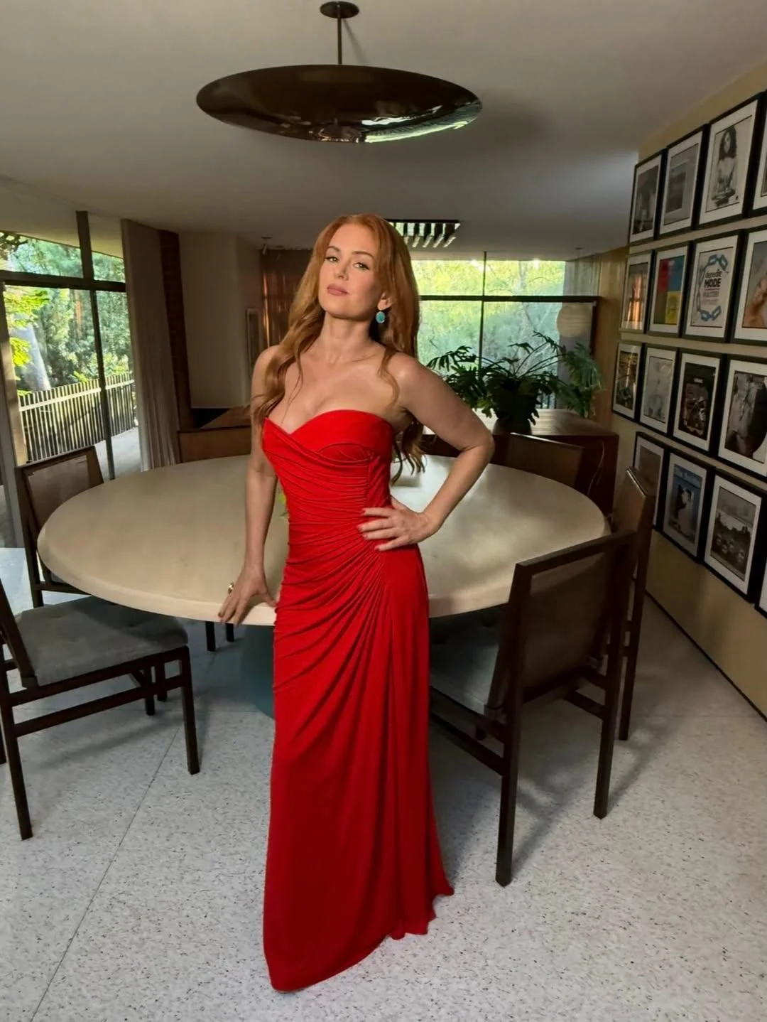 Isla Fisher, 50 picture 1 of 1