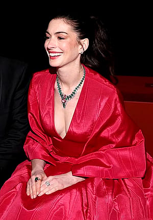 Anne Hathaway, 43'