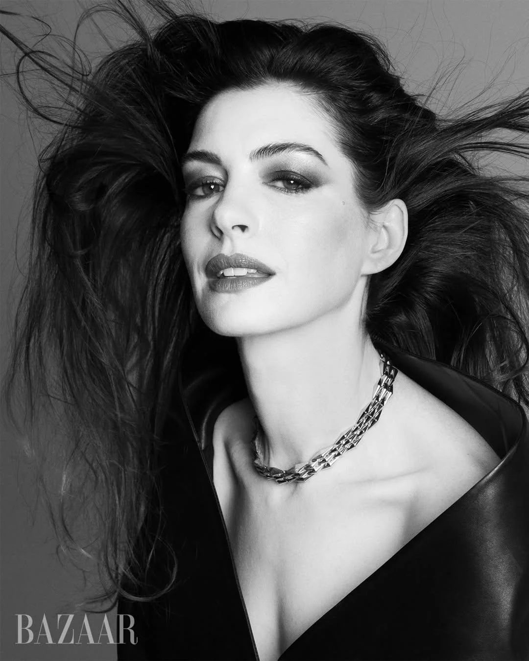Anne Hathaway, 43 picture 1 of 1