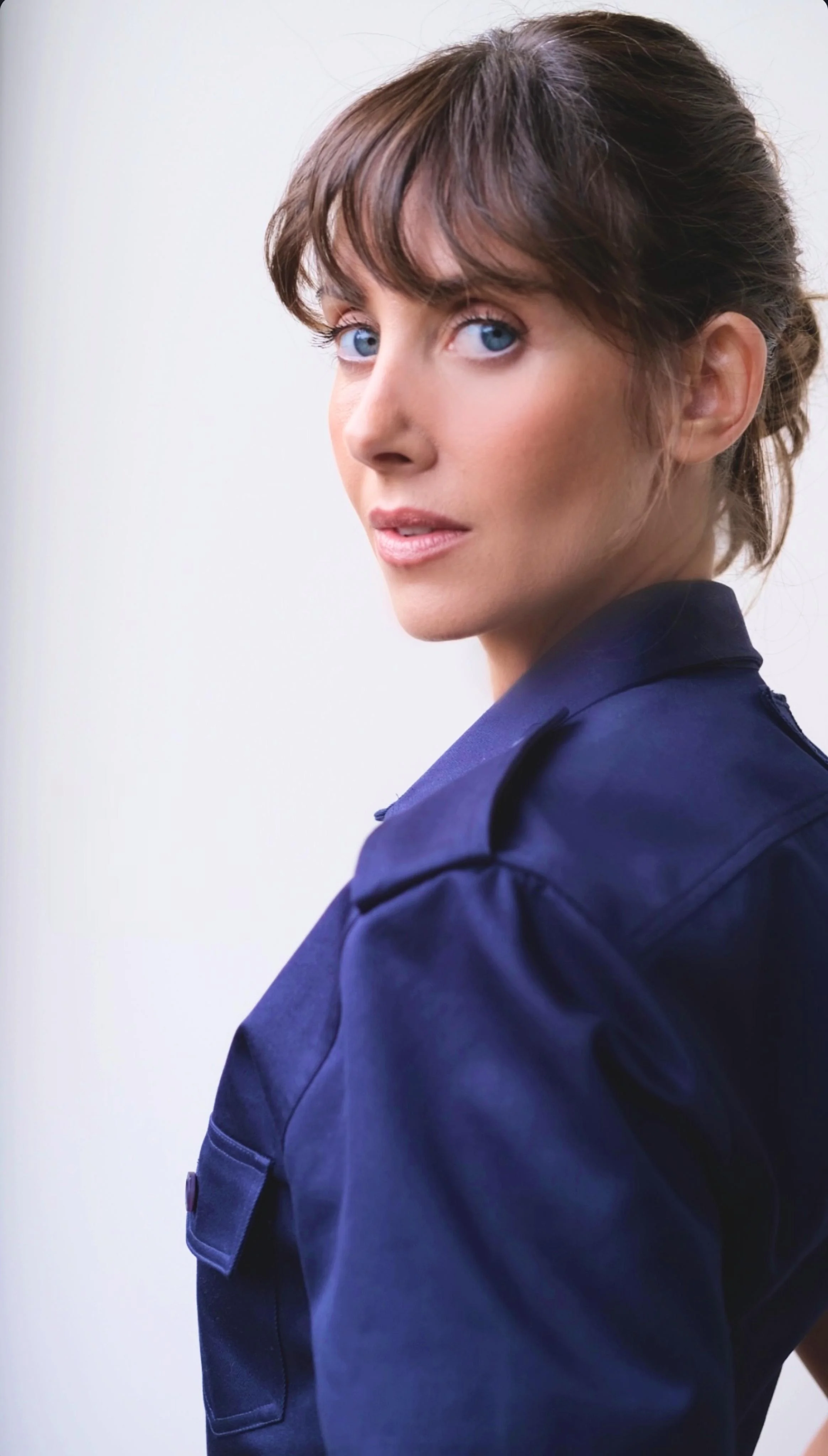Alison Brie, 43 picture 1 of 4
