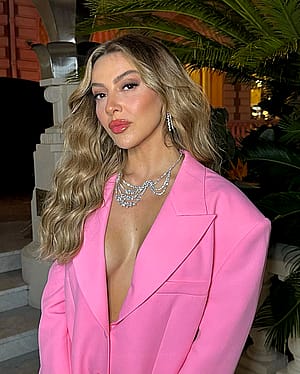 Hadise, 40'