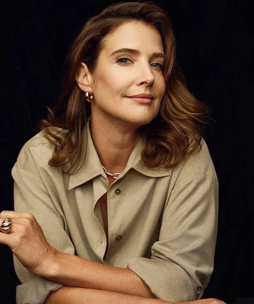 Cobie Smulders, 44 picture 1 of 1