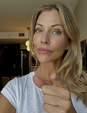 Tricia Helfer, 51'