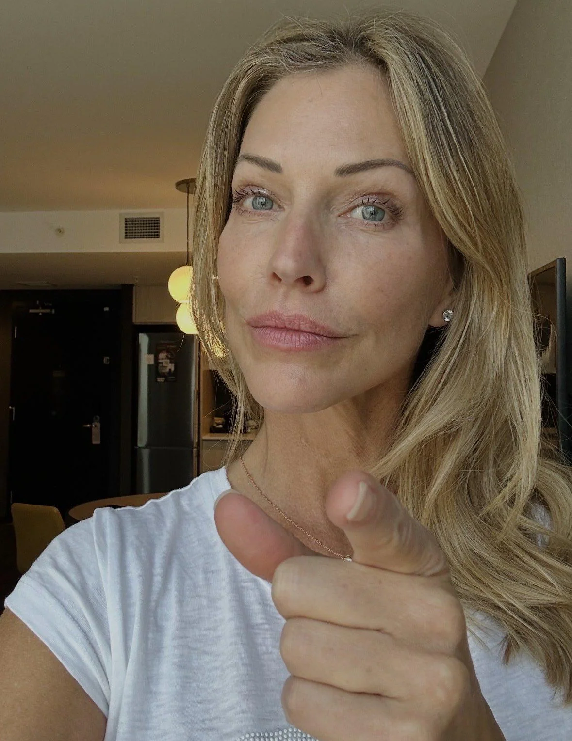 Tricia Helfer, 51 picture 1 of 1