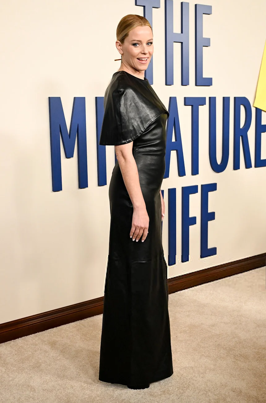Elizabeth Banks, 52 picture 1 of 1