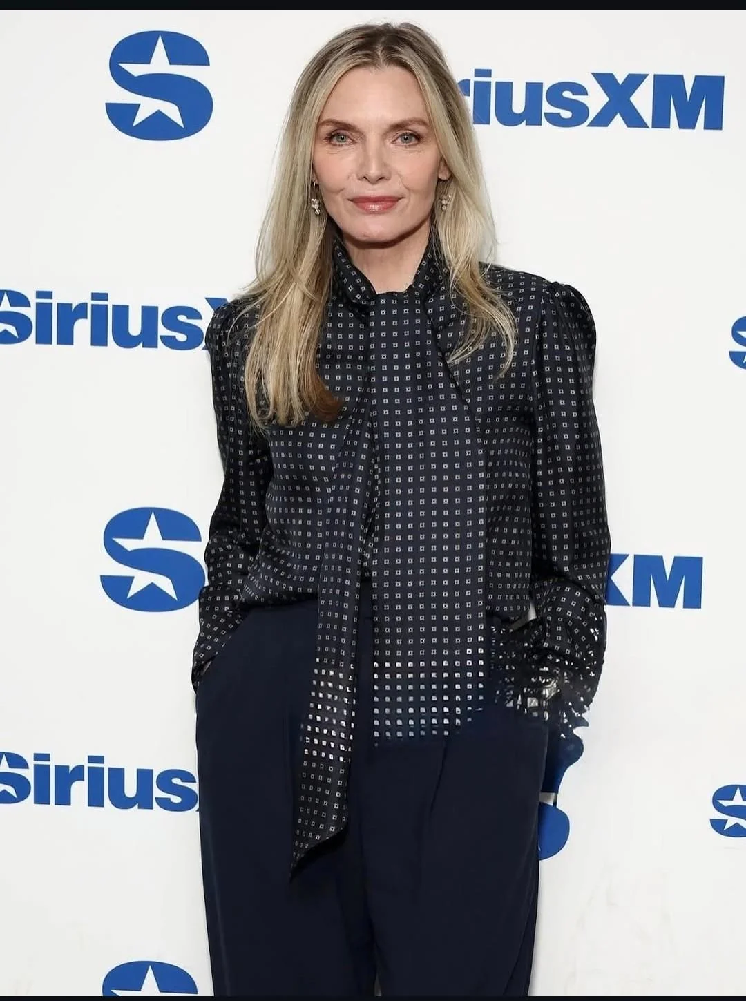 Michelle Pfeiffer, 67 picture 1 of 1