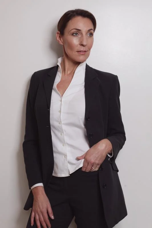 Tanya Wall, 52, Ex QVC Model picture 1 of 4