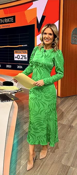 Charlotte Hawkins, 49'