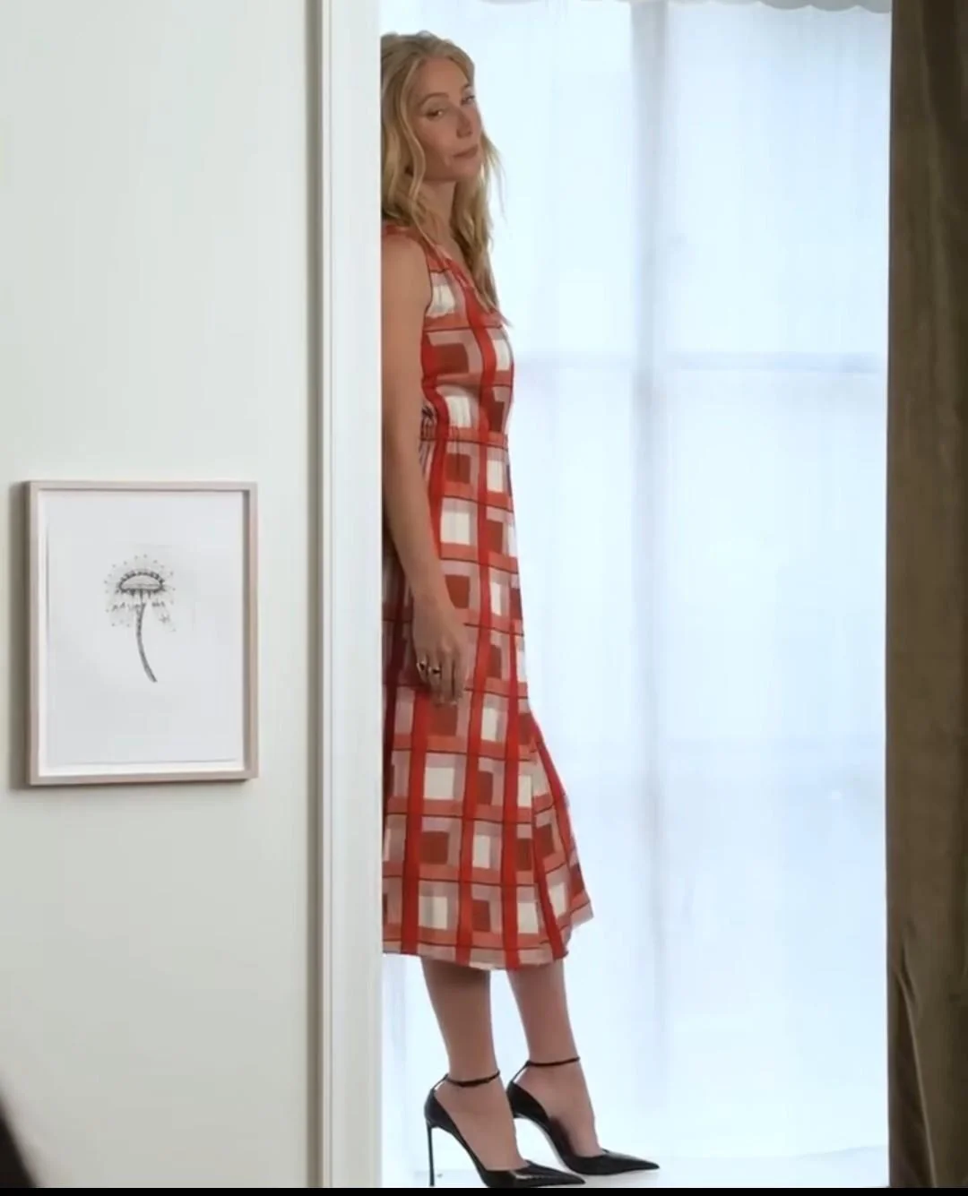 Gwyneth Paltrow, 53 picture 3 of 7
