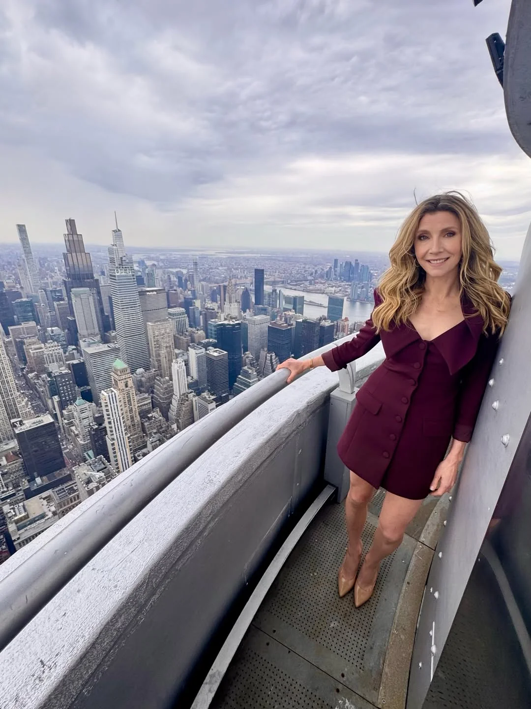 Sarah Chalke, 49 picture 3 of 3