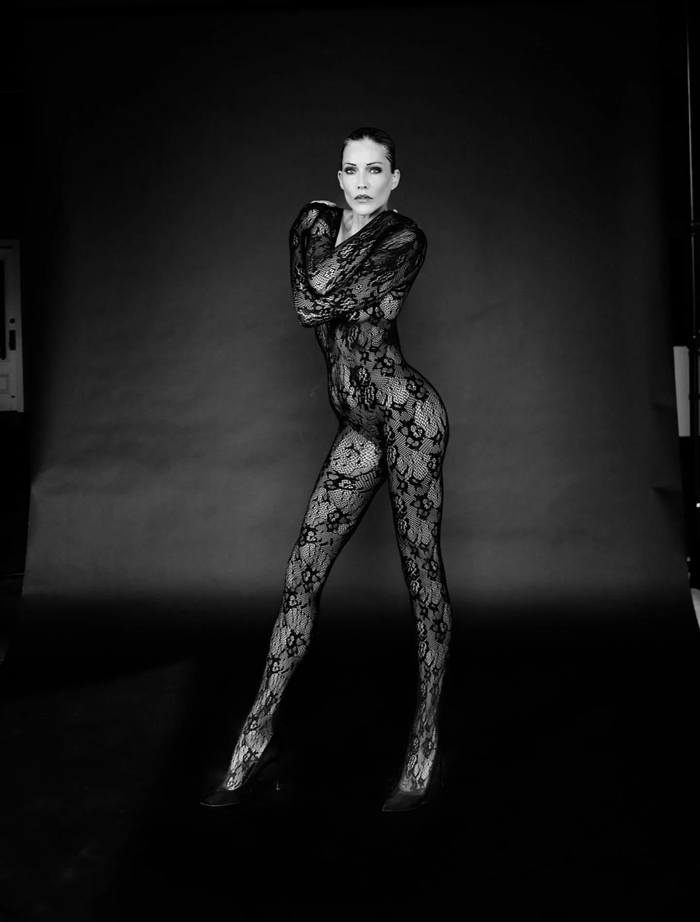 Tricia Helfer, 52 picture 1 of 1