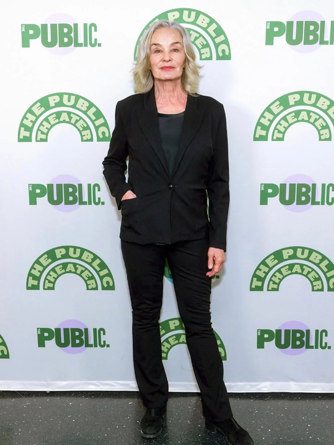Jessica Lange, 76 picture 1 of 3
