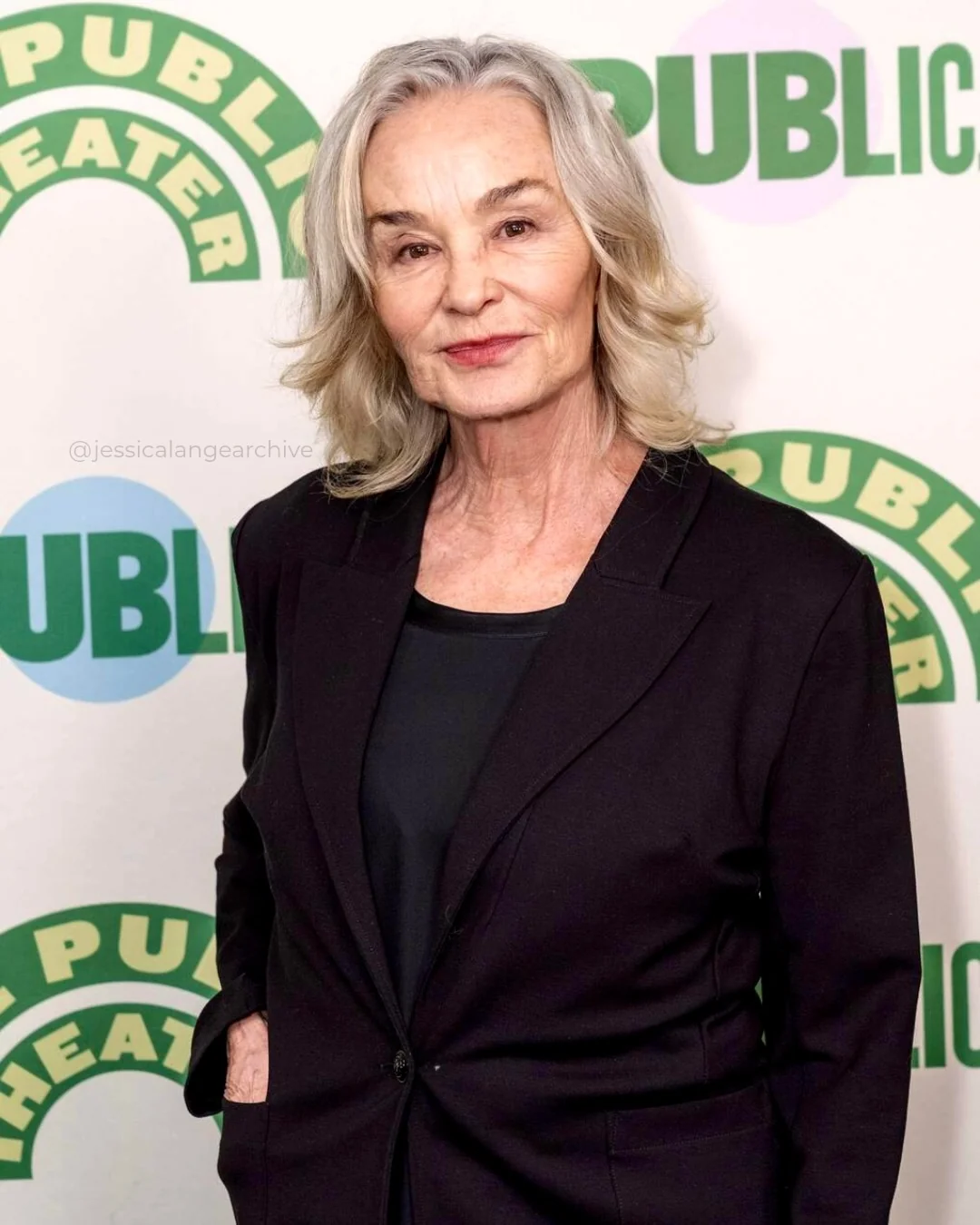 Jessica Lange, 76 picture 2 of 3