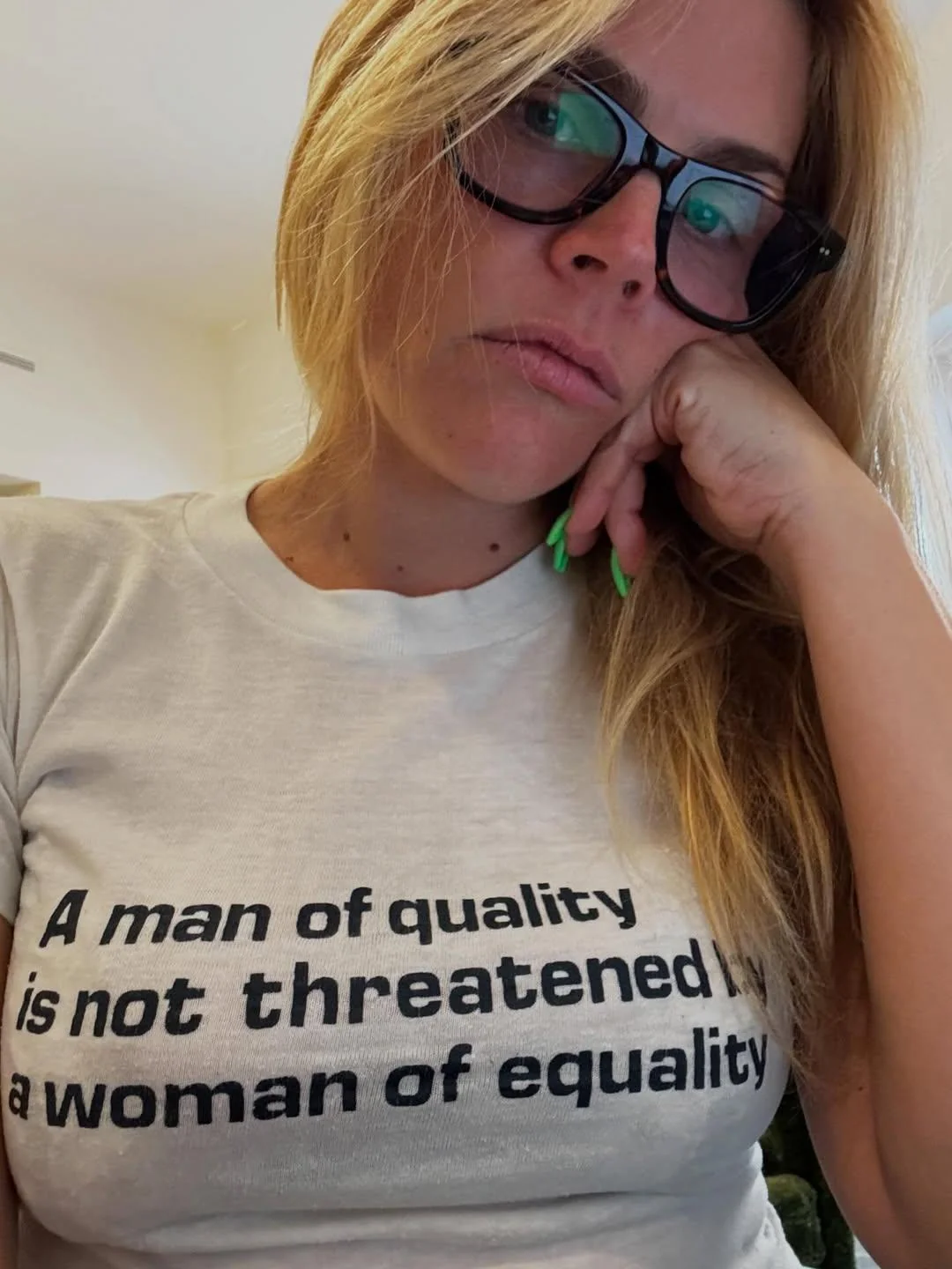 Busy Philipps, 46 picture 1 of 1