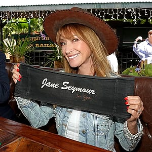 Jane Seymour, 75'