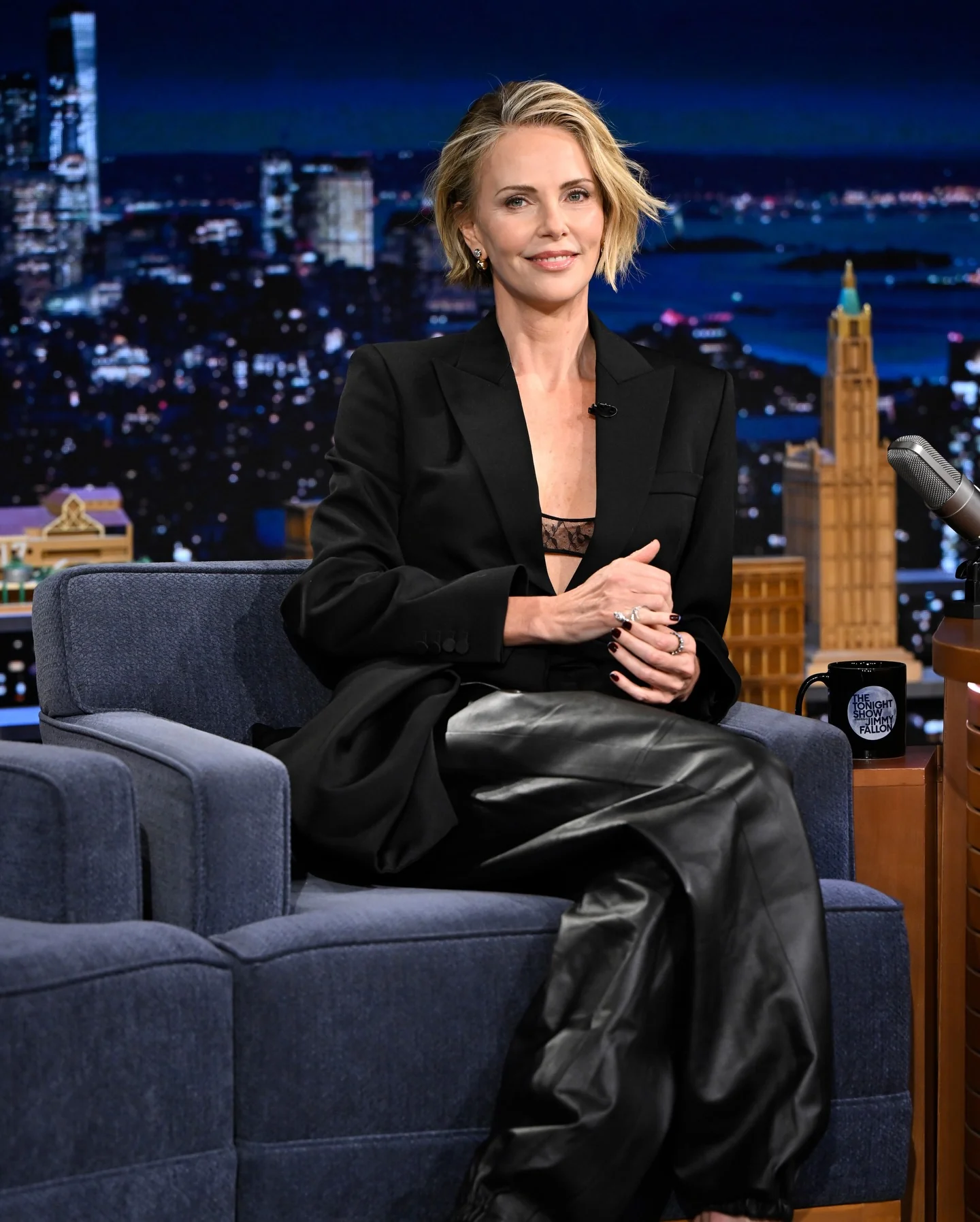 Charlize Theron, 50 picture 3 of 4