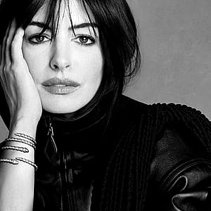 Anne Hathaway, 43'