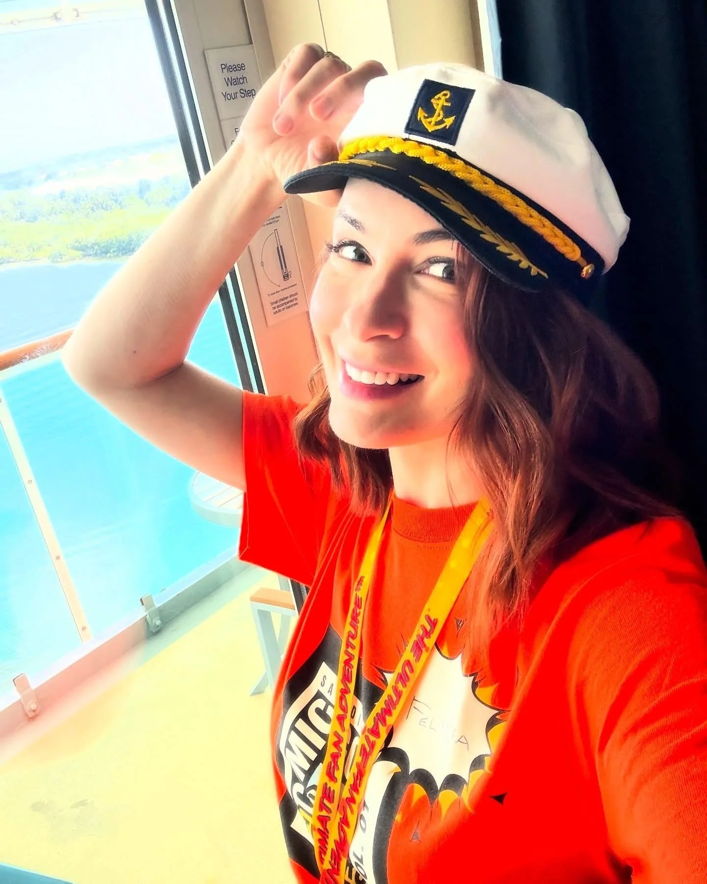 Felicia Day, 46 picture 2 of 4