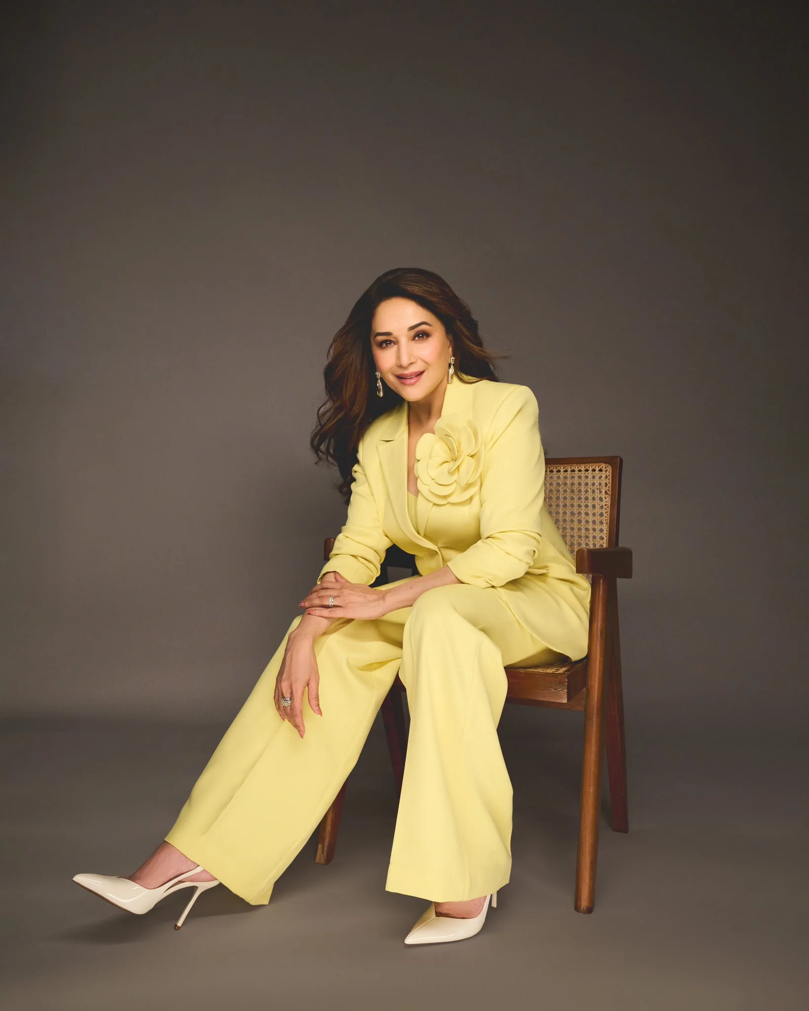 Madhuri Dixit, 58 picture 10 of 10