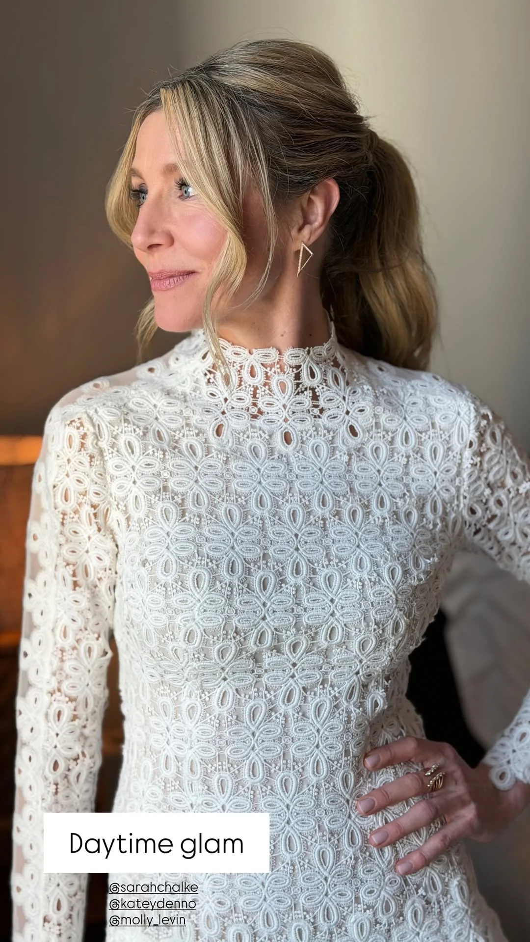Sarah Chalke, 49 picture 1 of 2