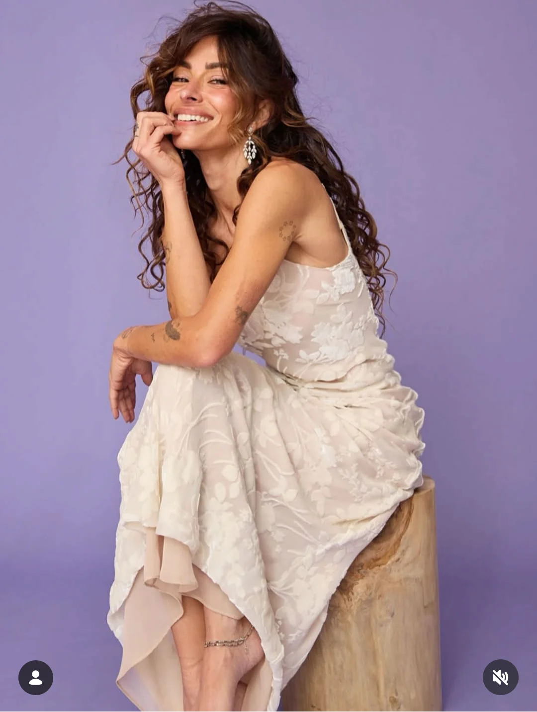 Sarah Shahi, 46 picture 5 of 5