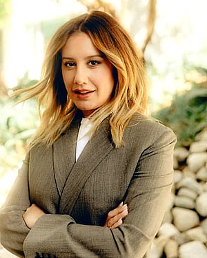 Ashley Tisdale, 40'