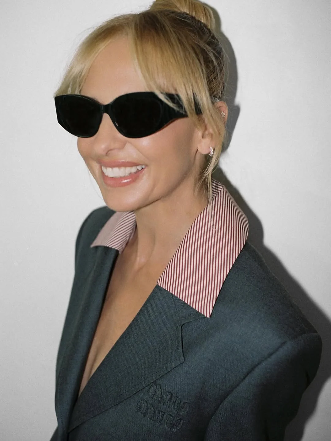 Sarah Michelle Gellar, 49 picture 2 of 2