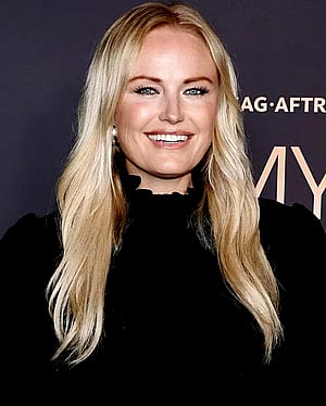 Malin Akerman, 46'