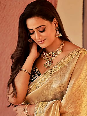 Shweta Tiwari, 45'