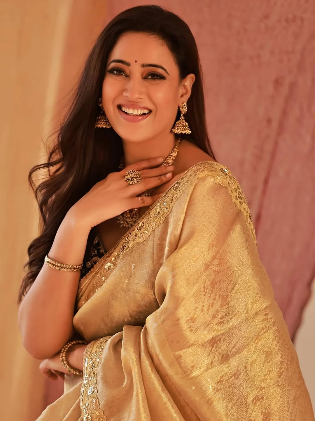 Shweta Tiwari, 45 picture 6 of 6