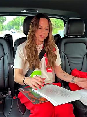 Melanie C, 52'