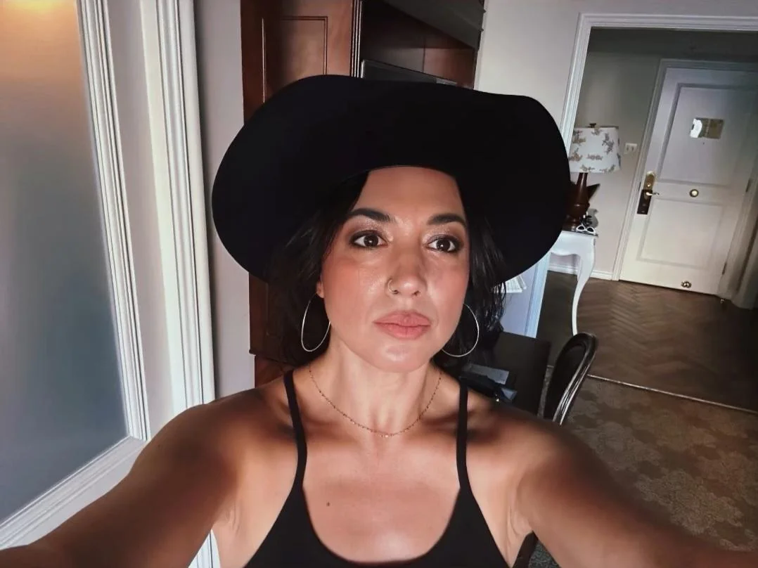 Michelle Branch, 42 picture 1 of 2