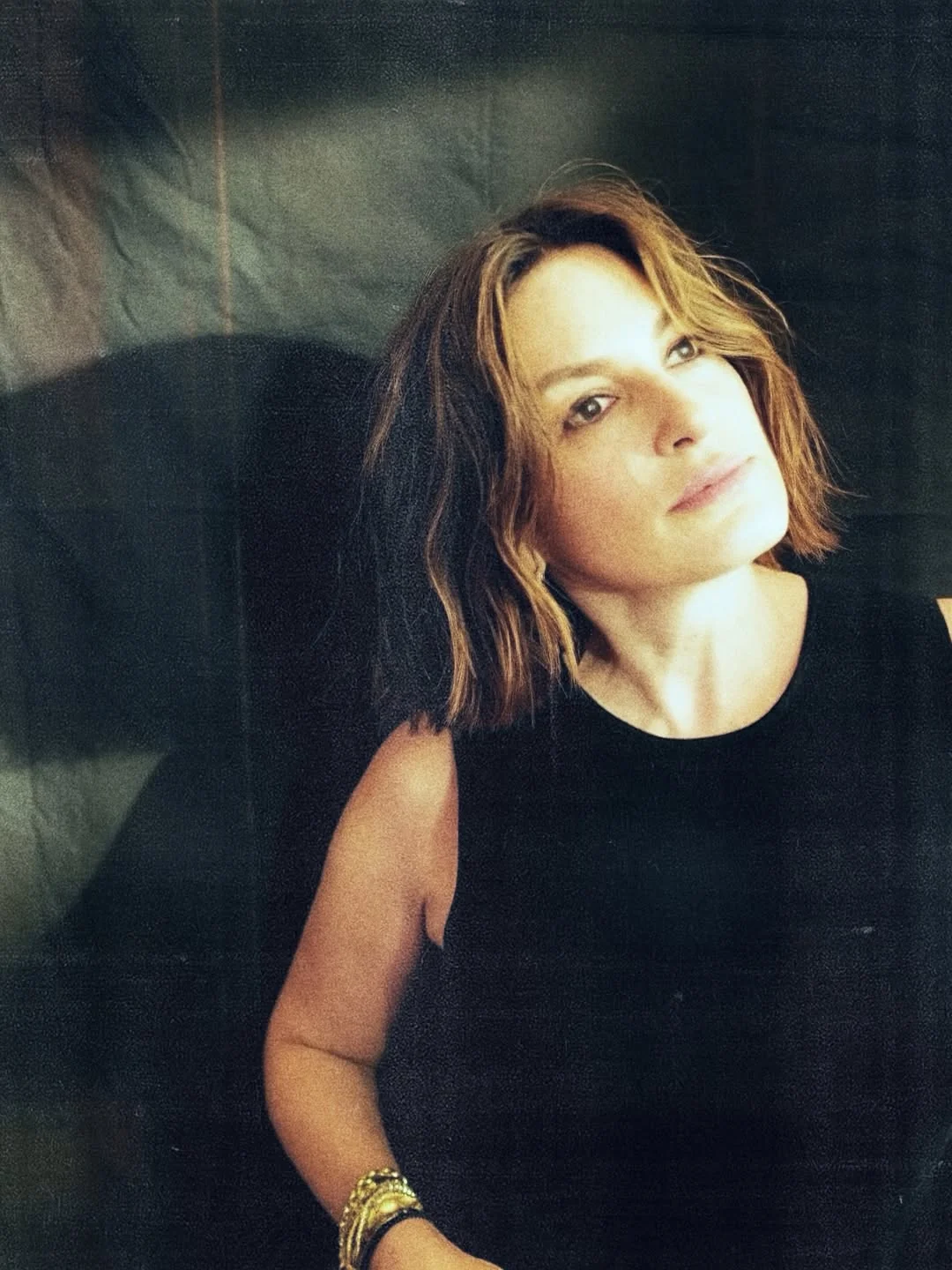 Mariska Hargitay, 62 picture 4 of 8