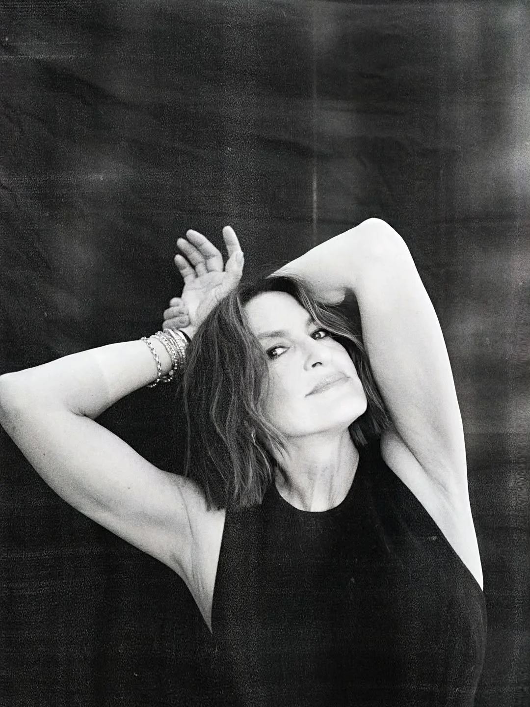 Mariska Hargitay, 62 picture 5 of 8