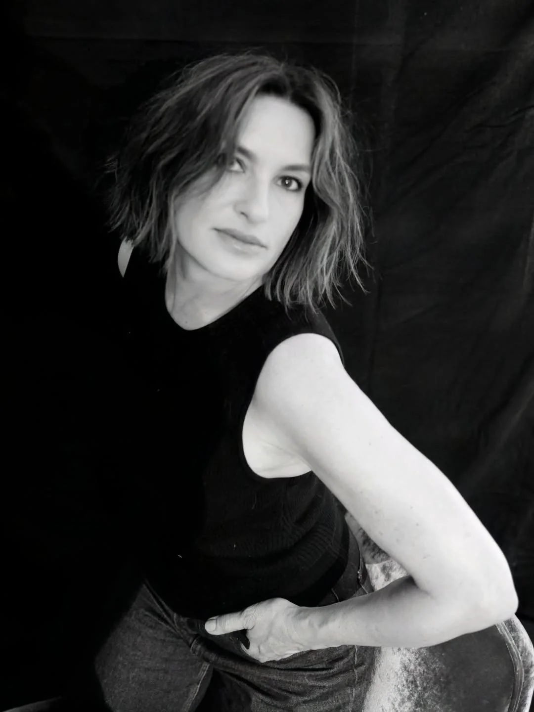 Mariska Hargitay, 62 picture 6 of 8