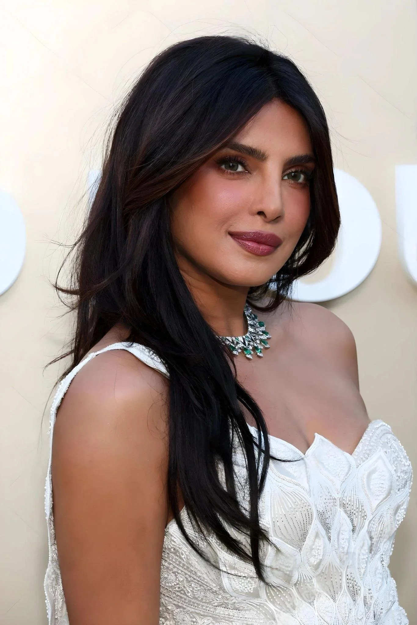Priyanka Chopra, 43 picture 4 of 6
