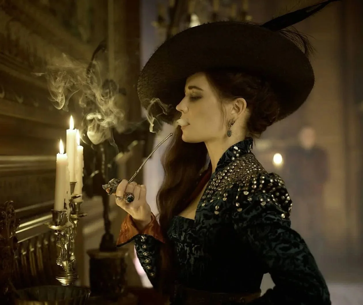 Eva Green, 43 picture 4 of 4